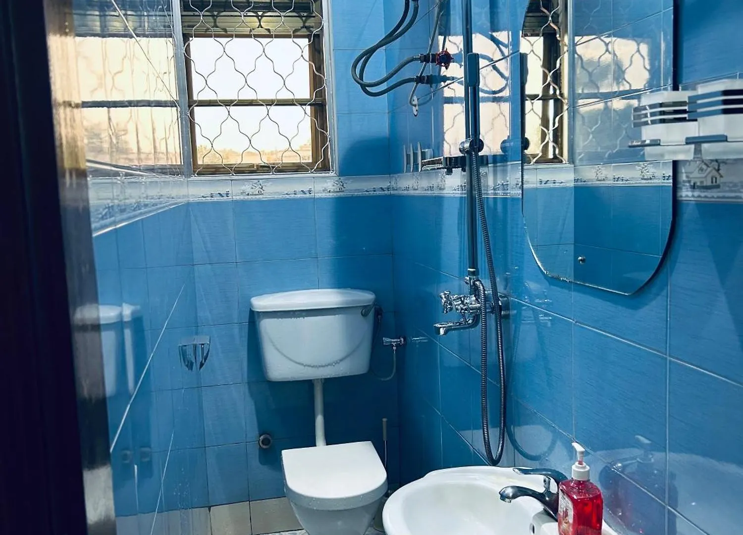 Casa Mia Bnb Кампала Отель типа 